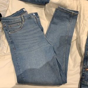 Skinny jeans